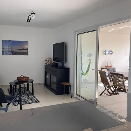Apartman Cosy Avec Belle Terrasse A 250 M De La Saint-Pierre-la-Mer (Aude)