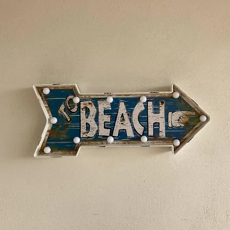 Cosy Avec Belle Terrasse A 250 M De La Saint-Pierre-la-Mer (Aude)