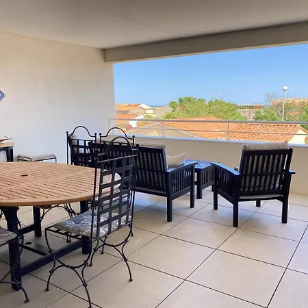 Apartman Cosy Avec Belle Terrasse A 250 M De La Saint-Pierre-la-Mer (Aude)