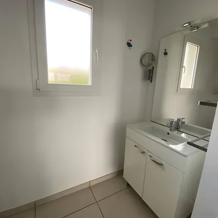 아파트 Cosy Avec Belle Terrasse A 250 M De La *